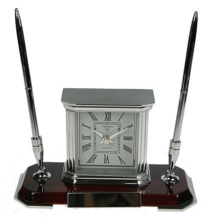 Подарочный настольный канцелярский набор